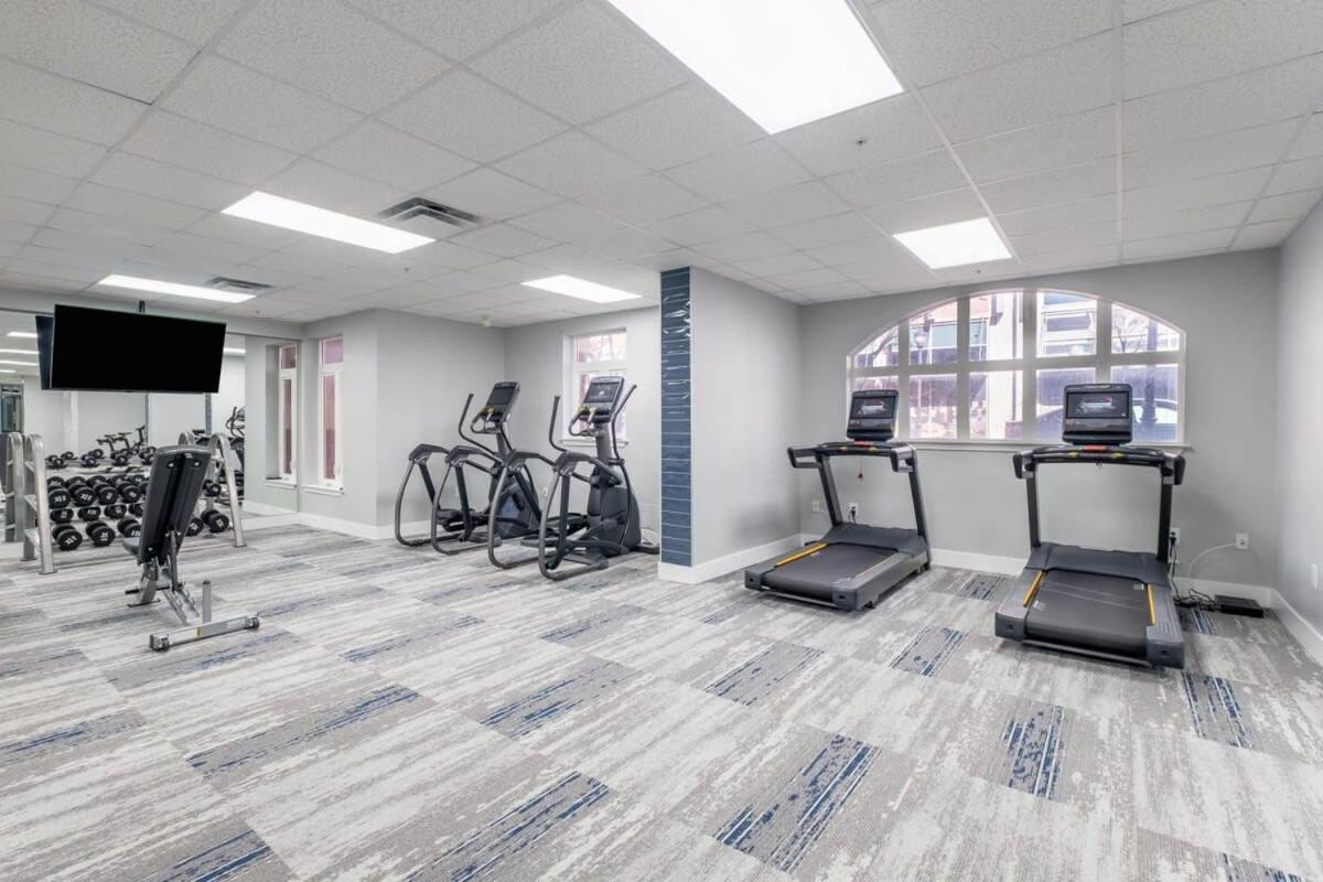 4B 3Ba Premium Family Apartment With Gym 샬럿 외부 사진