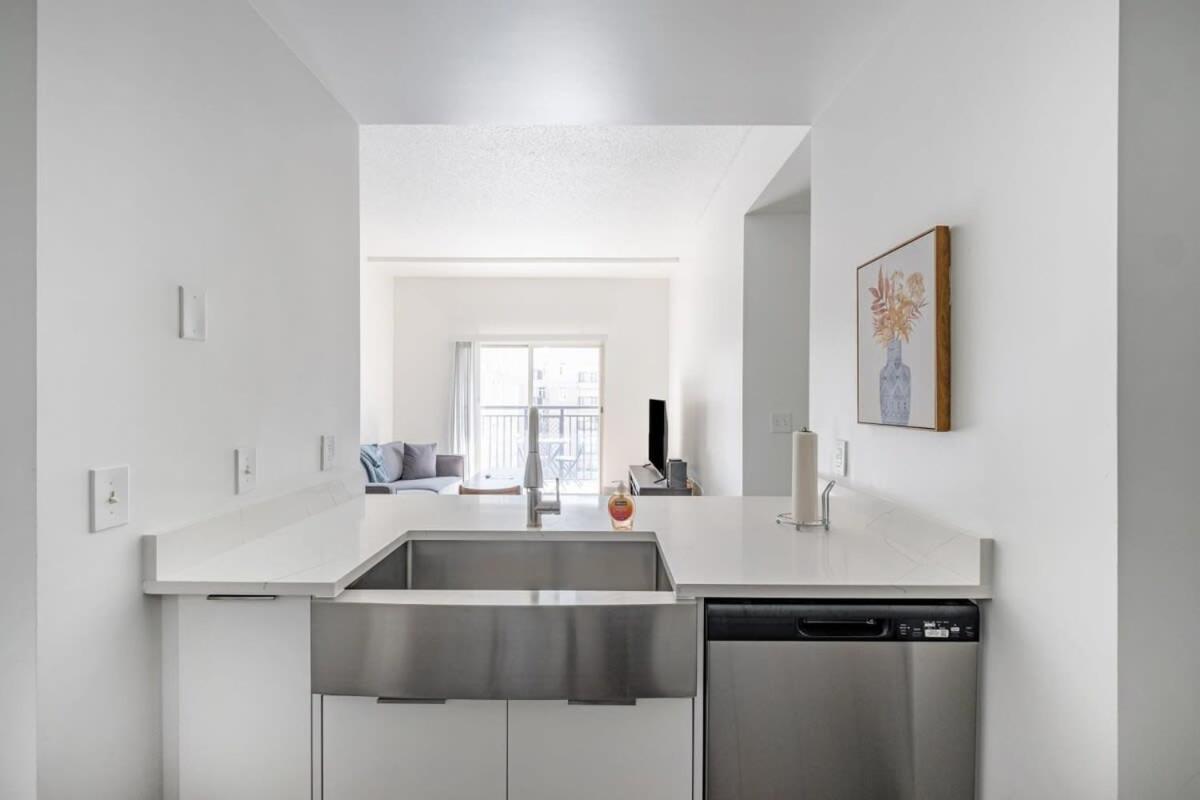 4B 3Ba Premium Family Apartment With Gym 샬럿 외부 사진